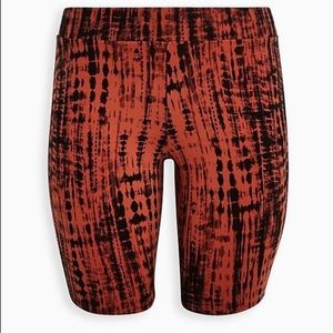 Striped Tie Dye Auburn Bike Short